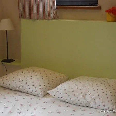 Chambres D'hotes Le Fougal Bed & Breakfast *
